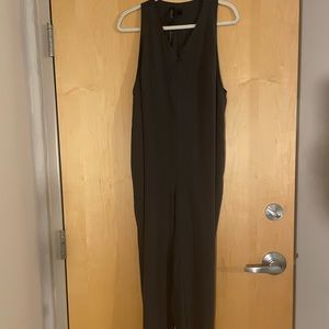 Lululemon Sarah’s Jumpsuit Jumpsuit. Size 10. Grey color.